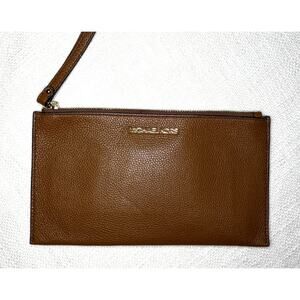 Michael Kors Leather Wristlet Clutch Bag | Tan Brown Zip Pouch